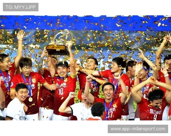 中超冠军引进巴西主力后腰年薪1400万欧 上港球迷热议纷纷